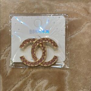 Fashion Gold and Pink Sparkle Brooch